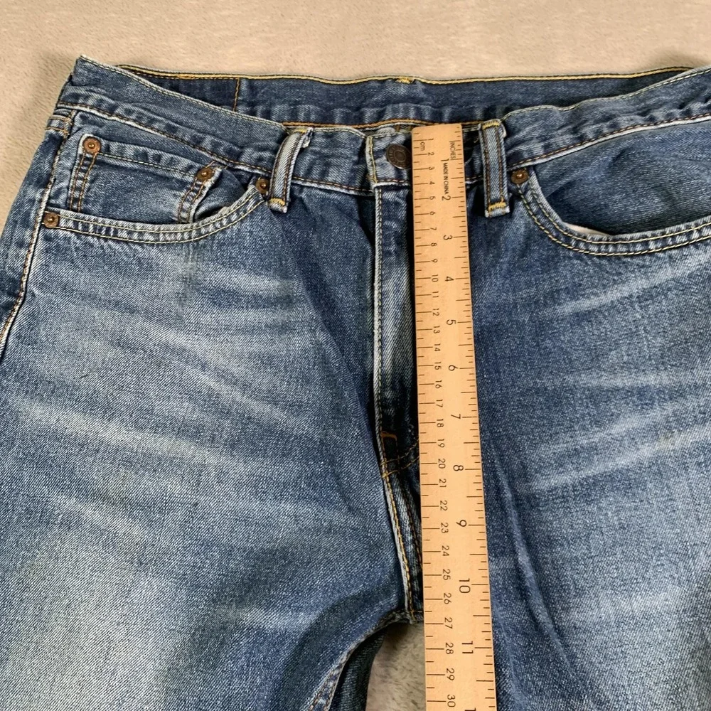 Levis 501 Jeans Mens 33x30 Blue Denim Button Fly Straight Red Tab Medium‎ Wash